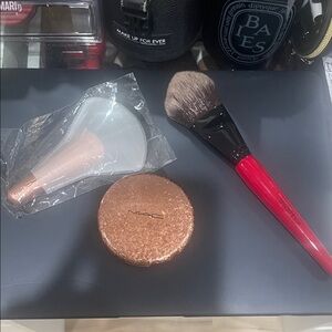 3 item bundle NEW without box MAC and Smashbox limited edition